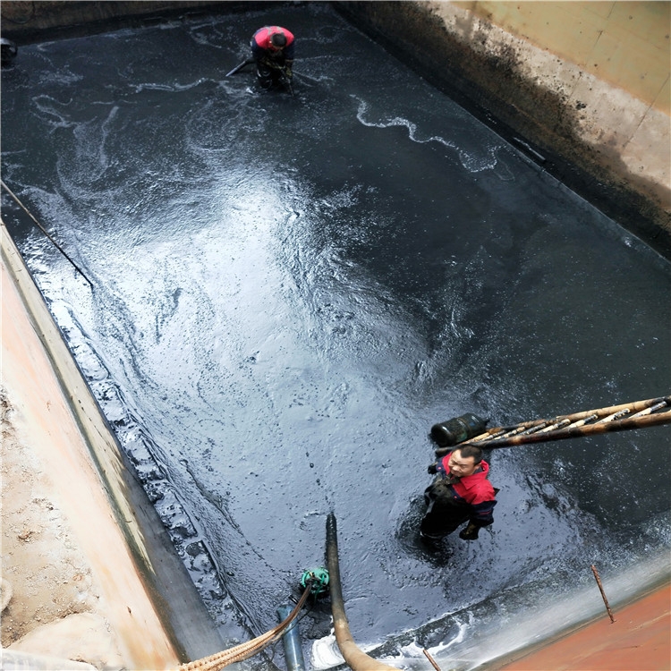 栾城废水池清理